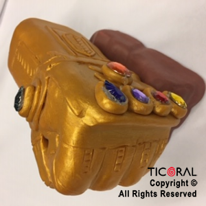 ADORNO GUANTE THANOS AVENGER A.PORC FRIA x 1